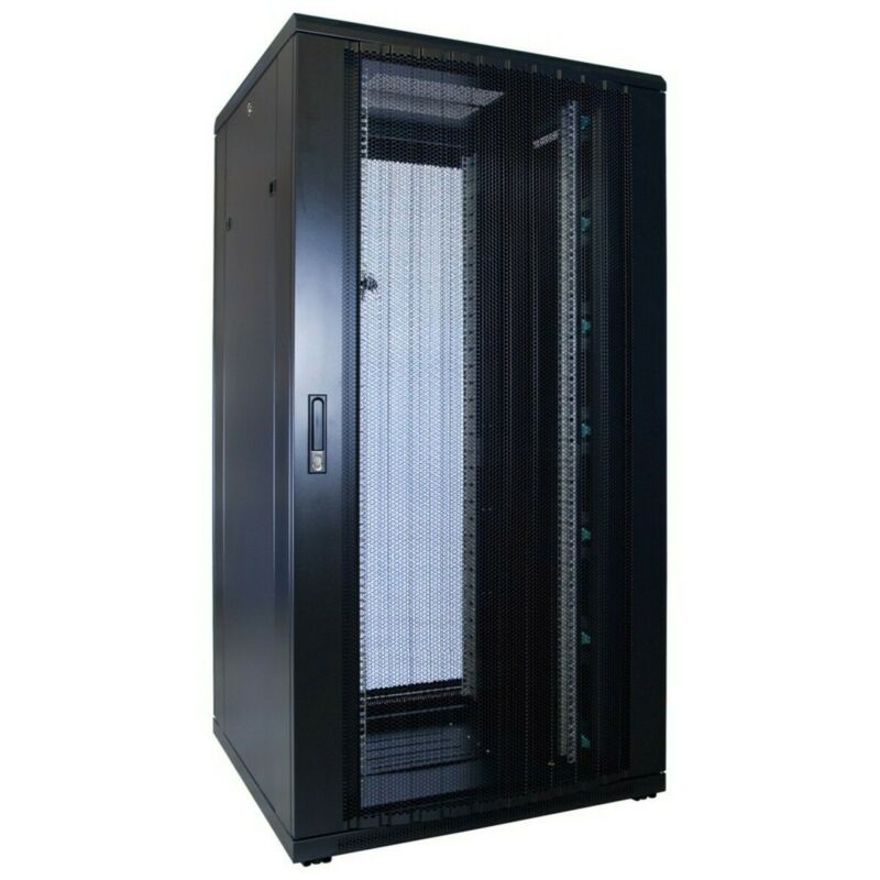32U patchkast met geperforeerde deur 800x800x1600mm (BxDxH)
